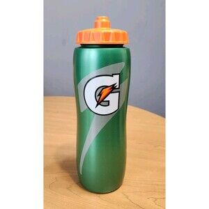 Gatorade Squeeze 32oz Plastic Water Bottle Green Made in USA Taico Design